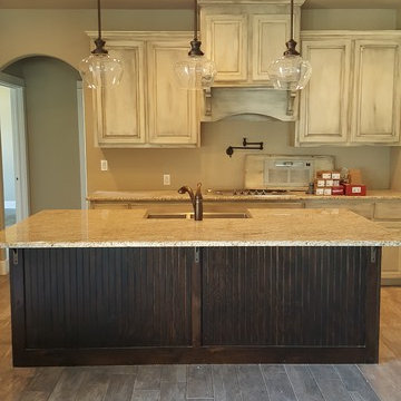 PENDANT LIGHTS