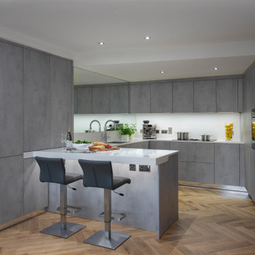 Schüller: Oblique Concrete