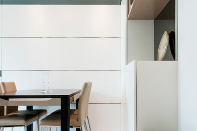 Small trendy dining room photo in Hong Kong