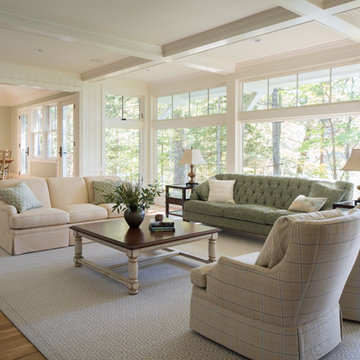 Elegant Lakeside Retreat