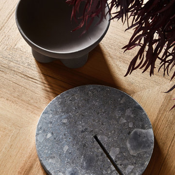 Manto dining table, Design Pietro Russo