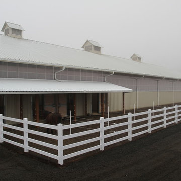 Schwalbenhof - stable and arena building