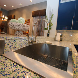 GlassSLAB - Kitchen Countertops