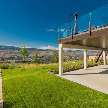 Visao Court Kamloops, BC - Modern Tuscan Interpretation