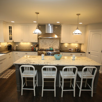 Transitional Kitchen Remodel in Naperville, IL