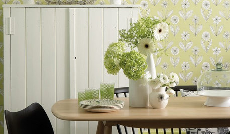 10 Ways to Boost Your Home with Spring Blooms