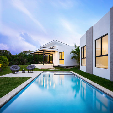 2425 Residence
