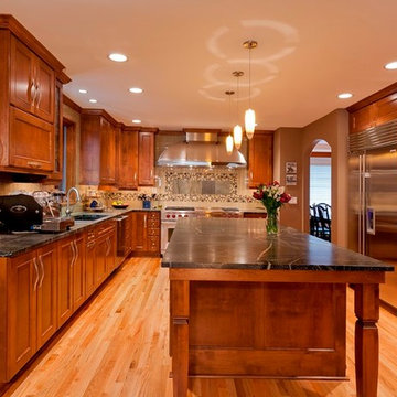 Professional Cherry Kitchen