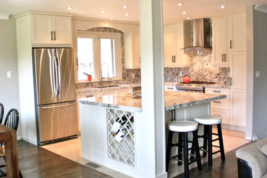 Inspiration for a timeless kitchen remodel in Toronto