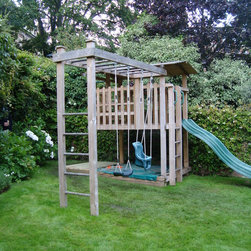 Small Play den with sandpit. - Kids Playsets And Swing Sets