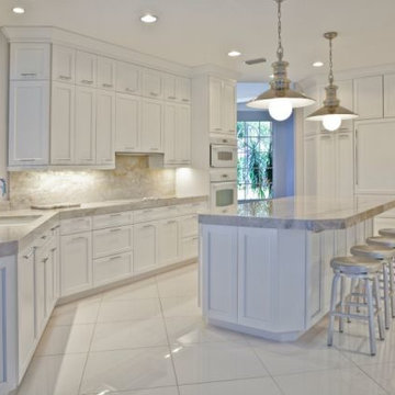 Traditional Gallery By Quartz Master