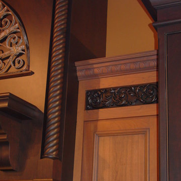 Romanesque Liner