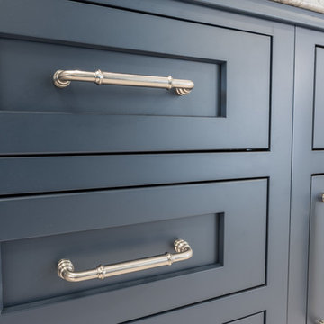 Bold and Navy Blue Kitchen