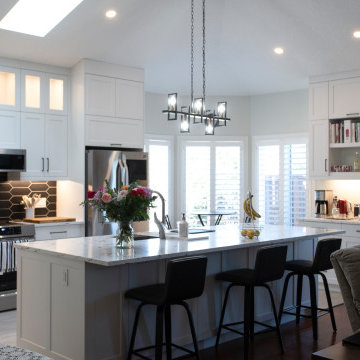 Boneventure - Custom Kitchen