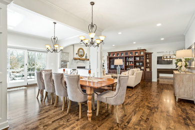 Transitional dining room photo in Chicago