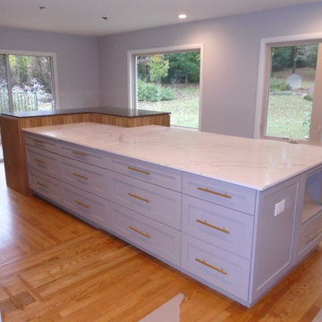 MID-CENTURY MAKEOVER