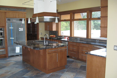 Trendy kitchen photo in Seattle