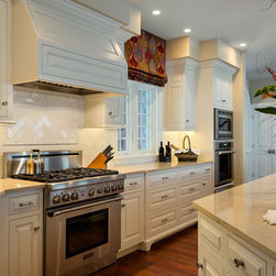 Cape Neddick, ME - Traditional - Kitchen - Kitchen Cabinetry