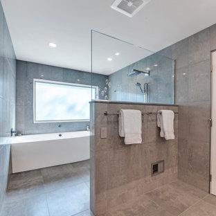 75+ Bäder mit bunten Wänden und WC-Raum Ideen & Bilder - August 2021