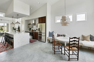 Dining room - eclectic dining room idea in Jacksonville