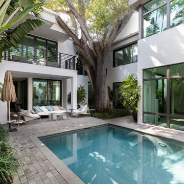 Modern Swimming Pool House Outdoor Seating, Modern House, Remodeling Ideas
