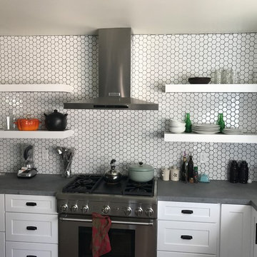 Black & White Kitchen In Pasadena