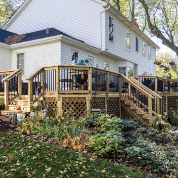 Pressure Treated Tri-Level Deck with Deckorator Balusters