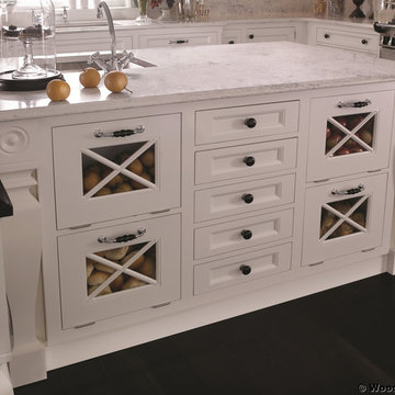 Southampton White Kitchen by Woodmode