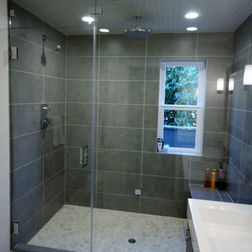 Elegant Modern Bathroom Remodel in Phoenix, AZ