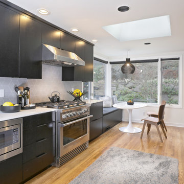 Mid Century - Magnolia