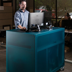 Mobile Work Stations (Stand Up Desks) - Desks And Hutches