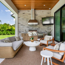 Outdoor Kitchen