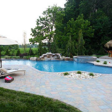 Tiki Bar Pool Plus