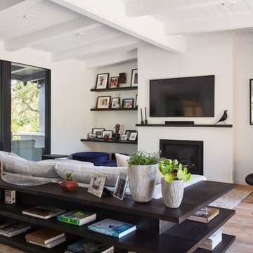 Sports Enthusiasts’ Hideaway by Klopf Architecture