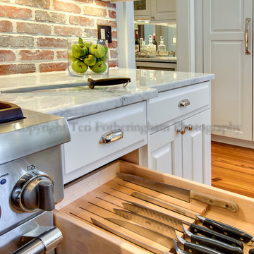 Kitchens and Baths for Interior Intuitions, Inc.