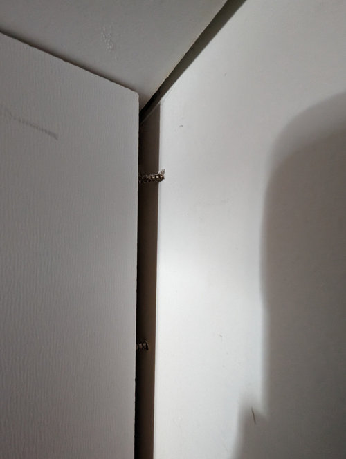 Base kitchen coming off wall