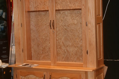Oak rifle cabinet