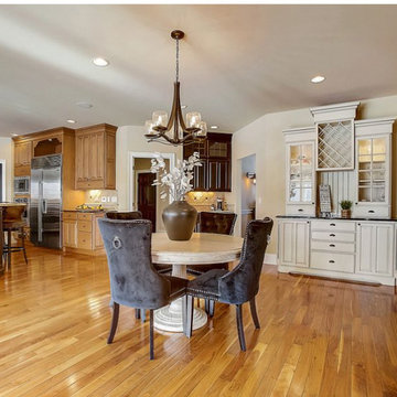 Hawthorn Woods Country Club Home Staging for Realtor Listing