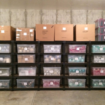 Holiday decor organization