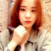 Photo de 기쁨 윤