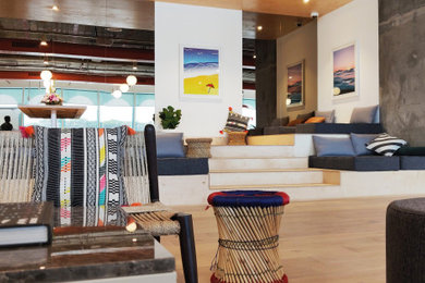Inspiration for a living room remodel in Pune