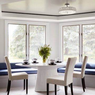 Suburban Glamour Residence