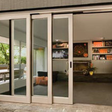 SLIDING DOORS TO PATIO