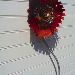 Saw Blade Flowers - Home Decor