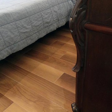 Bedroom / Camera da letto - LIFE Noce 20x120 cm