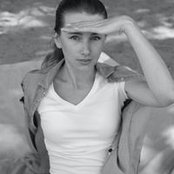 Ann Mons foto