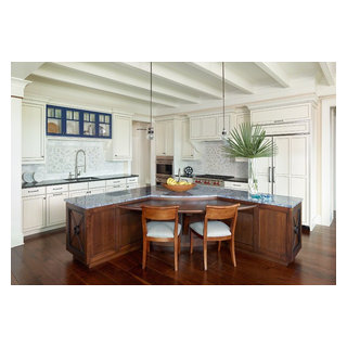 Kiawah Relaxed River View - Beach Style - Kitchen - Charleston - by ...