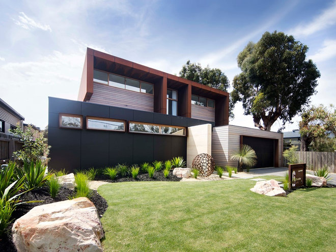 Contemporary Exterior by Lachlan Shepherd Architects