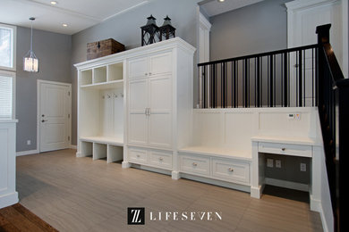 Example of an entryway design in Calgary