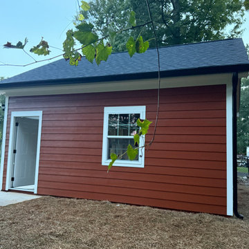 Detached Garage